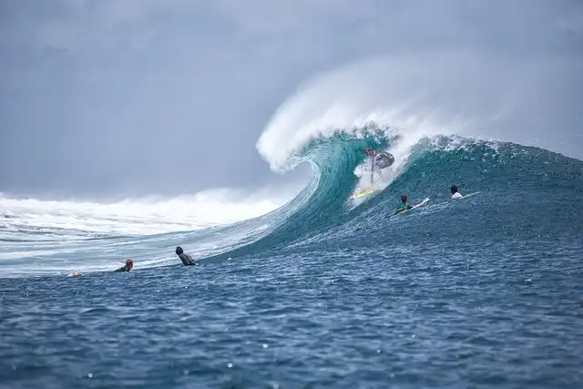Learn to Surf in the Maldives