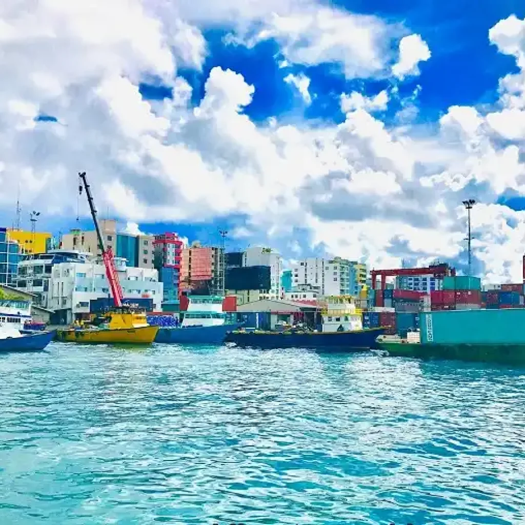 male-city-harbour