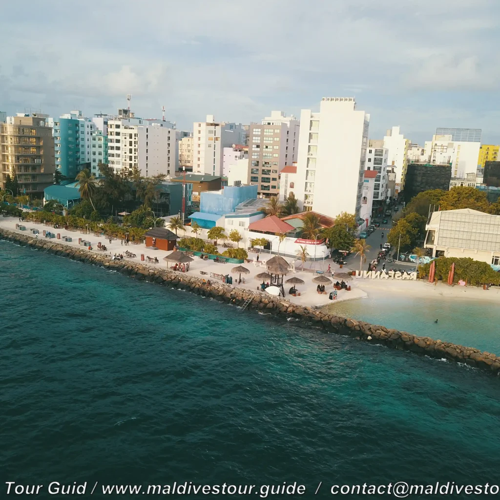 male-city-tour